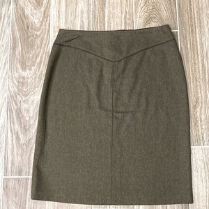 BCBGMAXAZRIA skirt size 8